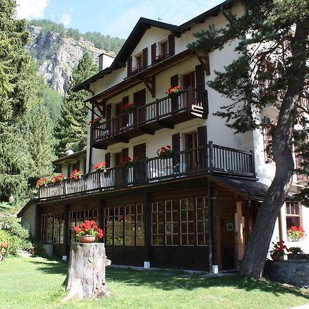 Hotel Hermitage Evolène Exteriör bild
